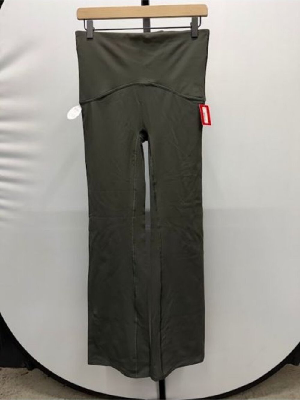 SPANX Booty Boost Yoga Pant in Dark Palm
